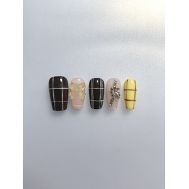 Dawn Yuhwa Handmade Nail Tips - Almond / 던유화 수제네일팁 - 아몬드