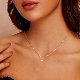 ESHIONER Gold Necklace for Women Gold Birthstone Necklace for Women 18K Gold Plated Non Tarnish Waterproof Layred Birth Stone Pendant Green December November Gold Jewellery for Women Birthday Gifts