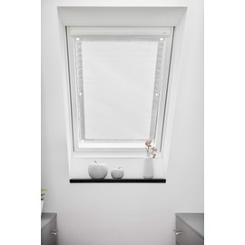 Roomy roof window sun protector with Haftfix suction cups, no drilling required, heat-protecting suction cup roller blind, blackout blind, privacy screen