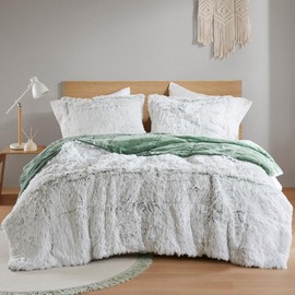 Intelligent Design King Comforter Set Fur-Like Shaggy Comforters for King Size Bed Warm, Fuzzy Bedding, All Season Luxurious Comforters King Size Bed Set, Malea, King/Cal King, Green/White 3 Piece