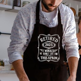 Gvlrbut Retirement Gifts for Men Women, 2025 Retired Apron for Chef Cooking BBQ Grilling, Funny Retired Gifts for Men Retirees Dad Mom Grandpa Grandma Husband Wife