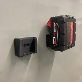 Milwaukee M18 Magnetic Battery Holder - Heavy-Duty Organization for Milwaukee M18 Batteries
