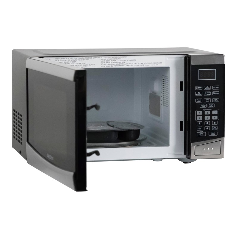 West Bend WBMW92S Microwave Oven 900-Watts Compact with 10 Power