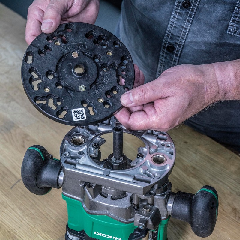 Trend Universal Plunge Router Sub-Base, 150mm, Enhanced Compatibility for 1/4