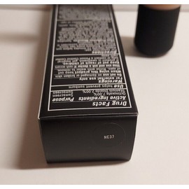 MAC Studio Sculpt Foundation SPF 15 *NC37* / 1.3 oz / New in box