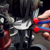 Knipex Kraft-Seitenschneider schwarz atramentiert, mit Mehrkomponenten-Hüllen 200 mm 74 02