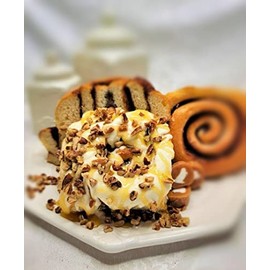 Cinnamom Bakery 12oz Jumbo Caramel Pecan Cinnamon Rolls (Pan of 6)