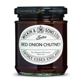 Tiptree Red Onion Chutney, 220g
