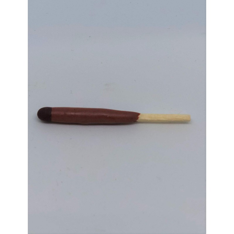 BCB CN327A Container With 25 Waterproof Windproof Matches