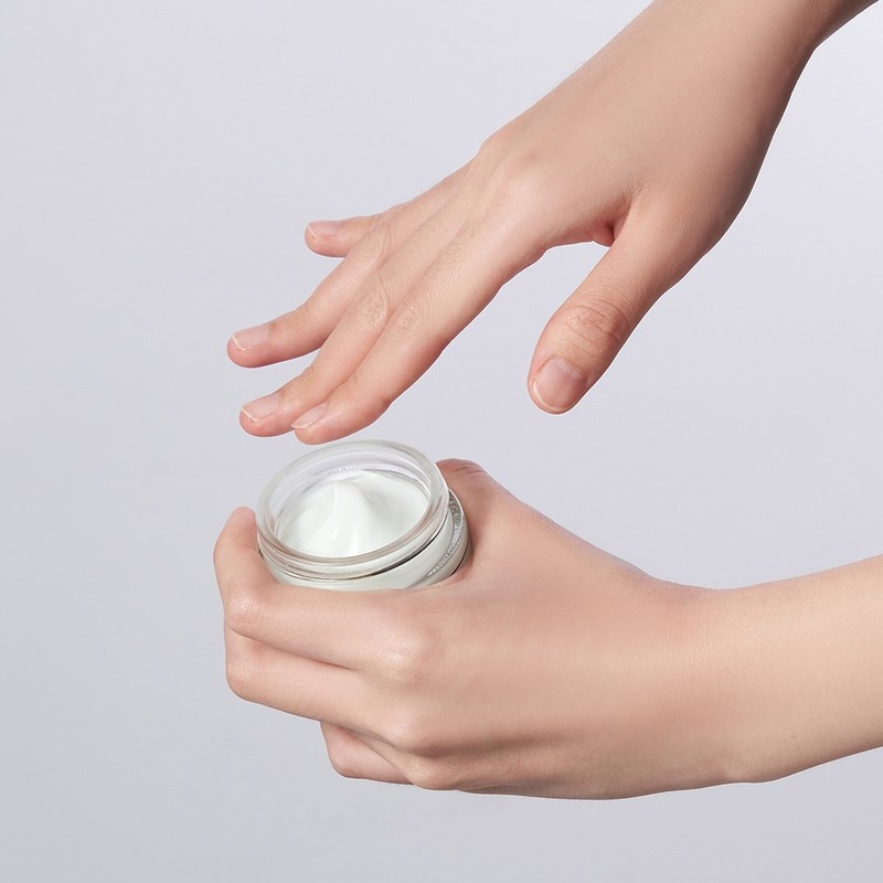 Cream Milk Essential Houttuynia cordata Cream 50ml, 1 piece /