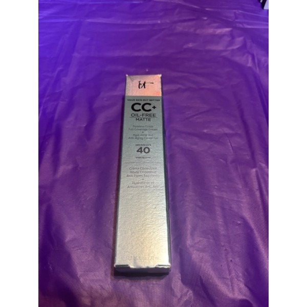 it Cosmetics CC RICH HONEY Oil-Free Matte SPF 40 Poreless