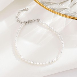 Hmzidz Women's Elegant Bracelet with Pearls, Bracelet Girls in 925 Sterling Silver, Thin Pearl Bracelets Women, White Pearl Bracelet, Silver Fashion Jewellery for Girlfriend and Mother, Adjustable,