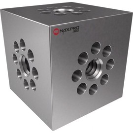 FD 31-44 Boxcorner Cube with 6 Connection Points Including 2 x Half Cone Connectors