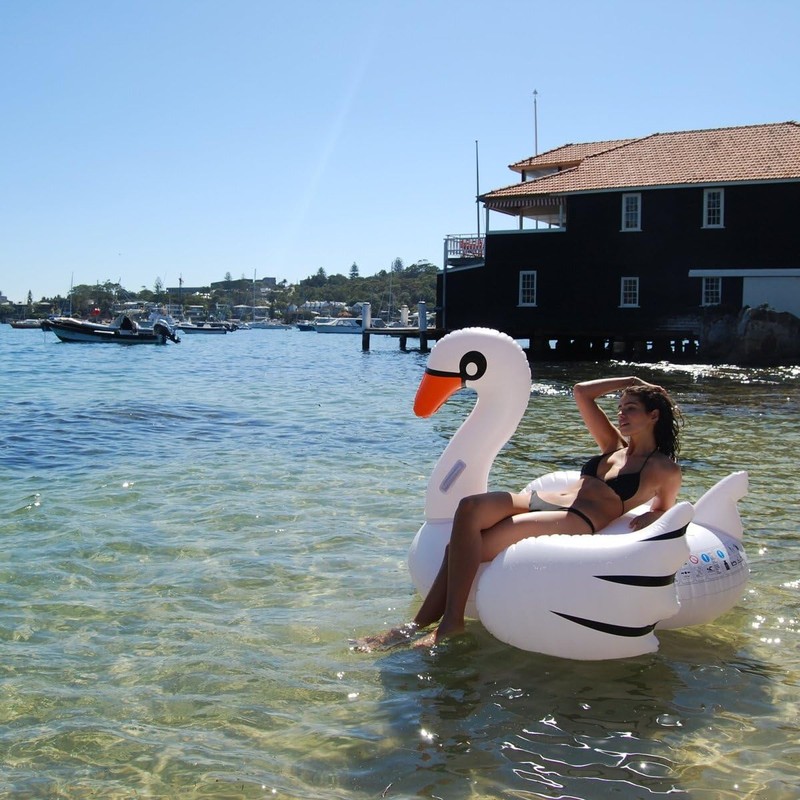 Original Luxe Ride-On Float Swan | The Resort White on