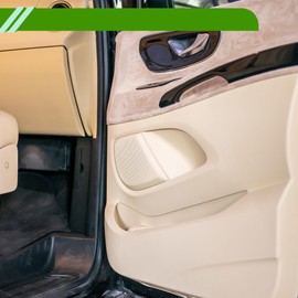 HOPESPANNER Universal 7.1" Length 3.1" Width 5.9" Height Car Trash Can Hanging Trash Bin Faux Leather 1 Pc with Hook Green