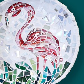 Yuelulala 500g Mixed Color Irregular Crystal Mosaic Tiles, Tiny Mosaic Tile Crystal Craft for Craft Bathroom Kitchen Home Decoration DIY Art Projects Art Material Decoration (Green Series)(A16-1)