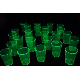 DIRECTGLOW LLC 100ct Blacklight Reactive 10oz Party Cups + 5 Blacklight Balloons (Neon Green)