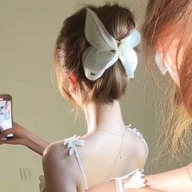 Hair Clip, Large, Secure, Stylish, Mature Look, Hair Accessory, Barrette, Works with Thick Hair, Butterfly Motif, Hair Clip, Soft, French Chic (Beige)