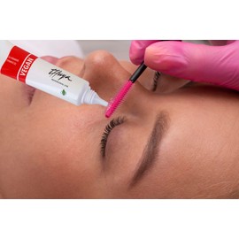 Thuya Vegan Permanent Gel (15 ml) for Eyelash Lifting and Eyebrows (Pack of 1)
