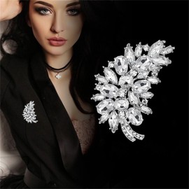 WCRAZYE Rhinestone Feather Brooch Pin for Women Men Fashion Crystal Delicate Leaf Bridal Wedding Brooch Lapel Pins Elegant Dress Accessories Jewelry Boutonniere Corsage for Hat Bag Suit Tie Wedding Birthday (White)