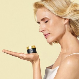 👁️ ISDIN Isdinceutics Vital Eyes – Crema Antiarrugas para el Contorno de Ojos 15ml | Con Melatonina, Cafeína y Efecto Descongestionante ❄️