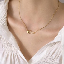 KunBead Jewelry 18 inch Gold Tone Paperclip Charm Pendant Necklace for Mom Daughter Nana Grandma Granddaughter Auntie Friend Wife Sister