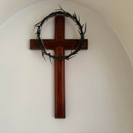 Crown of Thorns Hanging Jesus Plastic 8-10" Church Ornament Christmas Flower with Decoration