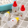 4 mini botellas de condimento con cepillo de limpieza, sin