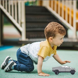 Truck Toy for Boys 1/32 Pickup Die Cast Model Car Toy with Sound and Light Pull Back Cars with Openning Door