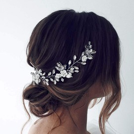 Unicra Pelo de novia con flores para boda, perlas de vid para novia, accesorios para el cabello para mujeres y niñas (plata)
