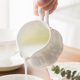 2 Pcs Milk Cup Espresso Shot Glass Mini Heater Coffee Jar Ceramic Tea Pitcher Soy Sauce Bowls Sauce Dish with Handle Mini Milk Pitcher Honey Creamer Concentrate Ceramics Set White