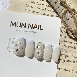 Ice Flower Nail Tips - Short Oval / 아이스 플라워 네일팁 - 숏오벌