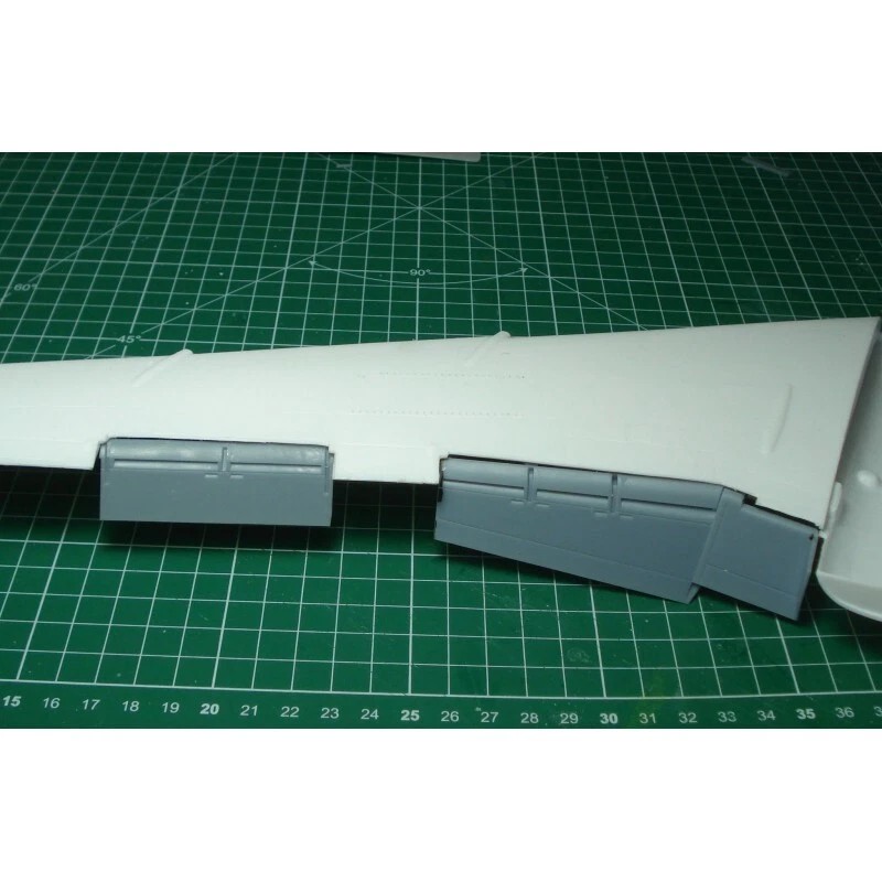 Reskit 1/72 LAC720004 B707-336 & E-3B Sentry For B707 Heller
