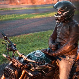 Harssidanzar Winter Motorcycle Gloves,Mens Long Gauntlet Leather Full Finger Touchscreen Thermal Lined with Thinsulate Waterproof Motorcycles Gloves KM048,Black,Size XXL