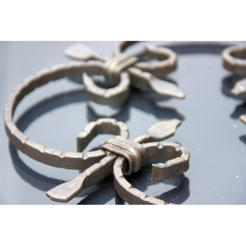 UHRIG Wrought iron decorative element for window grille, filling element