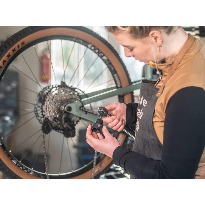 BBB Cycling DirectPlug Bosch Chainring Tool | Bracket Plug |