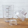 FEOOWV Plastic Cocktail Shaker,Drink Mixer Hand Shaker Cup with Scales,Transparent