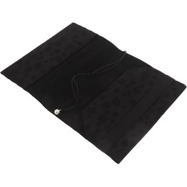 Funda de Tela Negra A5 para Libros y Cuadernos, Cubierta Protectora Reutilizable, Resistente al Polvo y Diseñada para Viajes y Ambientes Académicos Color Aleatorio