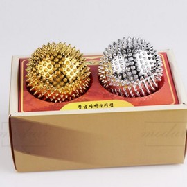 Palm acupressure point magnetic acupressure extra large hand multi-purpose acupressure device ball 2p portable