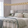 IOHEFY Daisy Floral Wallpaper Border 196x4 Inch Peel and Stick