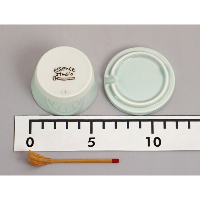 Hasamiyaki 14479 Essence es Sugar Pot, Celadon Glaze