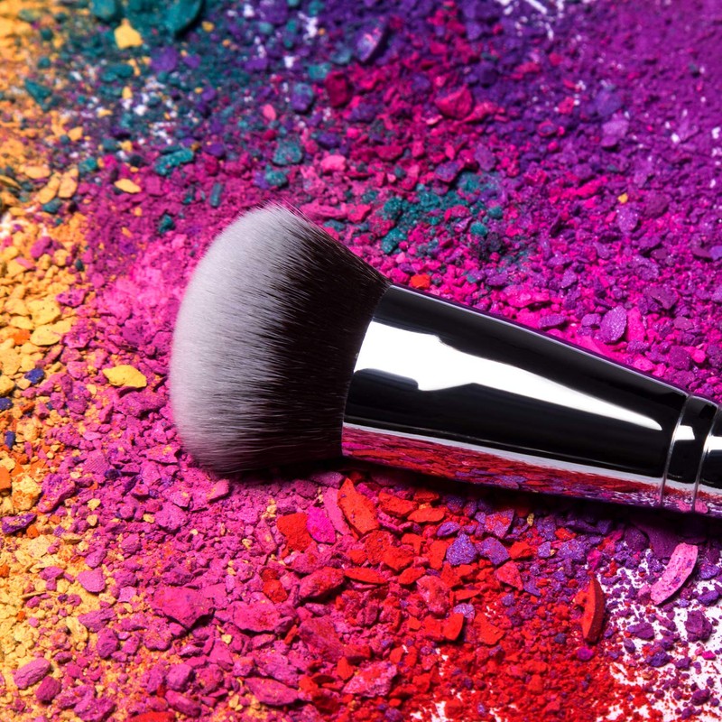 T4B ILU 105 Top Kabuki Foundation Brush