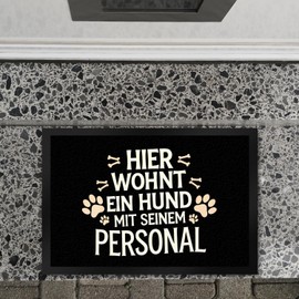 speecheese Hier wohnt EIN Hund mit seinem Perosnal Doormat XL in 40 x 60 cm Paw Prints Dog Bone Black Design for Entrance Area Welcome Greeting for Dog Lovers