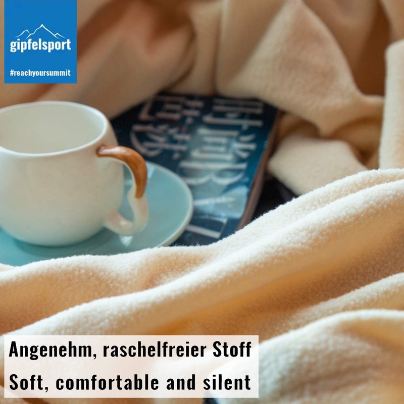 gipfelsport Microfibre sleeping bag, white.