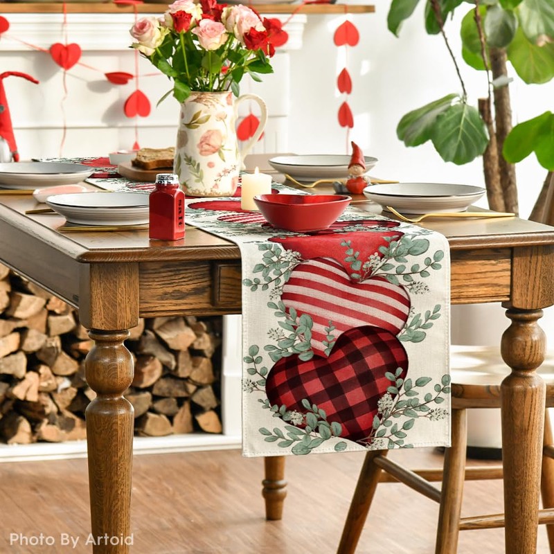 Artoid Mode Eucalyptus Hearts Valentine's Day Table Runner, Holiday Kitchen