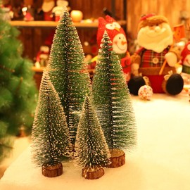 Limeow Pack of 10 Mini Christmas Trees, Decorative Christmas Tree, Artificial Mini Christmas Tree, Plastic Christmas Tree for Table Decoration, DIY, Shop Window, 10 cm (Green)