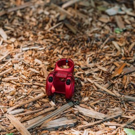 Funn Nixie Bike Riser Stem with 20mm Rise - Length 40mm stem with 31.8mm Bar Clamp, Bike Stem for Mountain Bike, BMX Bike, Road Bike and Gravel Bike (Red)