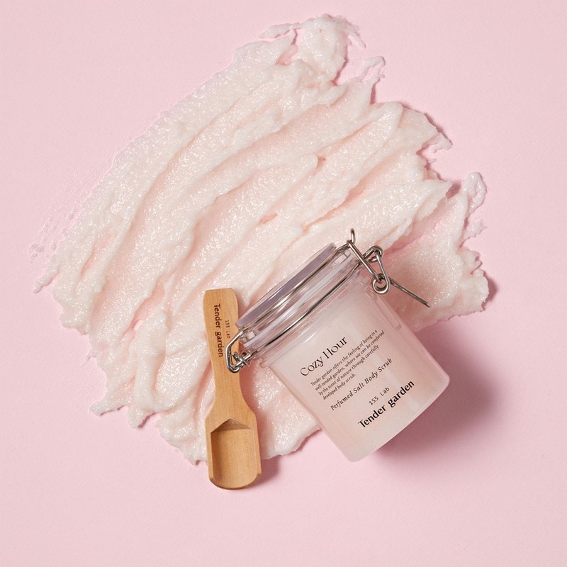Tender Garden Cozy Hour Perfumed Salt Body Scrub