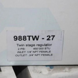 Cavagna Group KOSAN CAVAGNA 988TW-27 TWIN STAGE LPG REGULATOR 2PSI 1/4" x 3/4" NPT 450,000 BTU