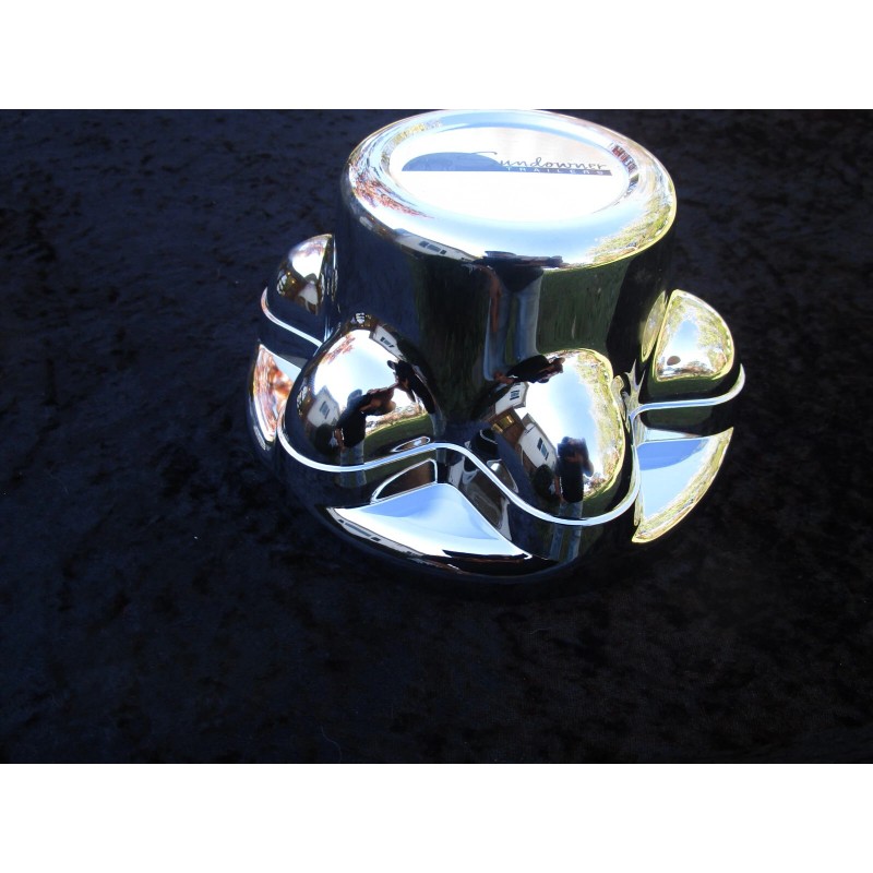 Sundowner 6 Lug with 5.5" Bolt Circle Trailer Chrome Center